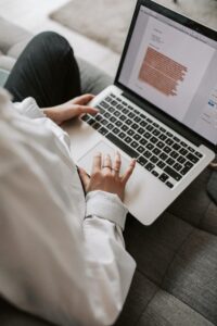 Read more about the article Where To Find a Writer To Team Up With?